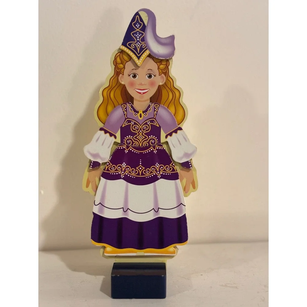 Melissa & Doug Magnetic Dress-Up Princess Elise Wood Multicolor  7 outfits Good!